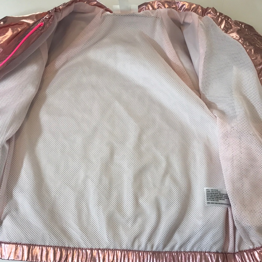 Girls metallic looking pink jacket NWT - Picture 4 of 6